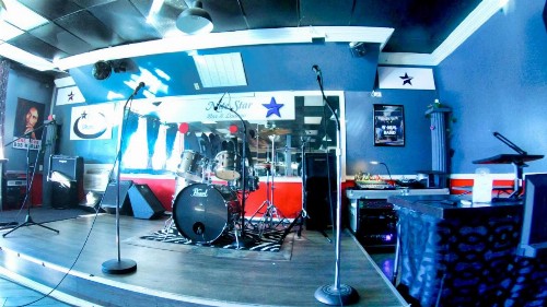 R Nite Star Inn and Suite -Home of the Cowboys & Rangers - image 39