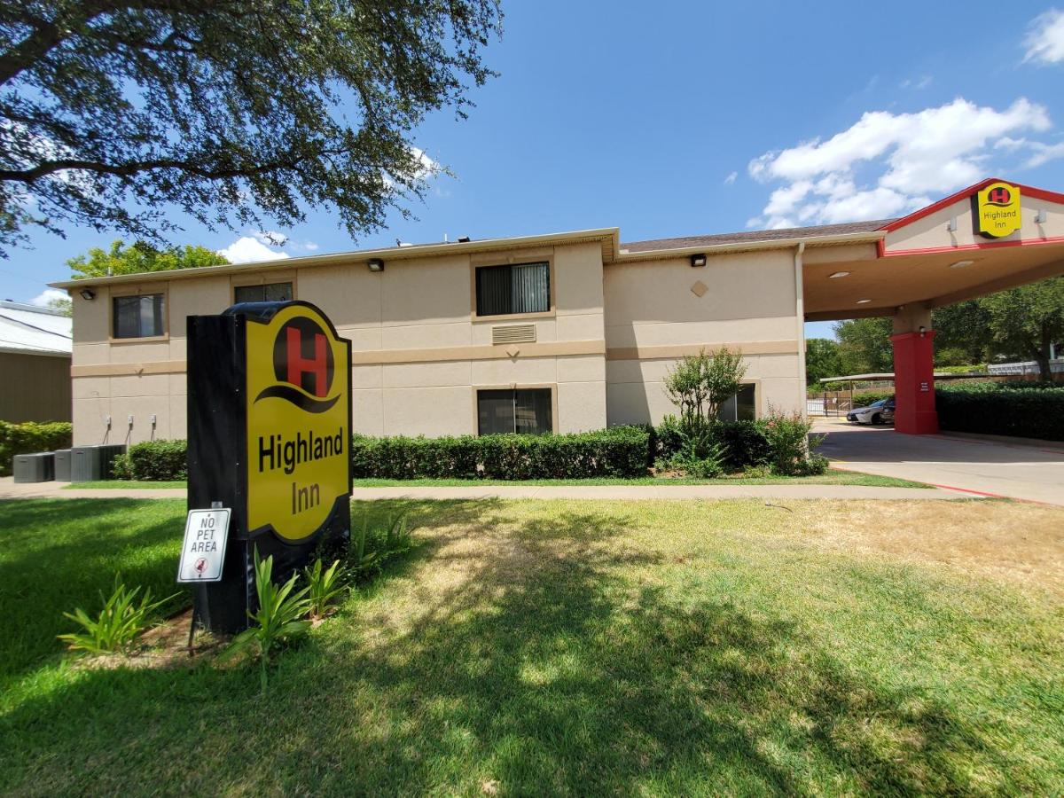 Super 8 by Wyndham Arlington East - image 5