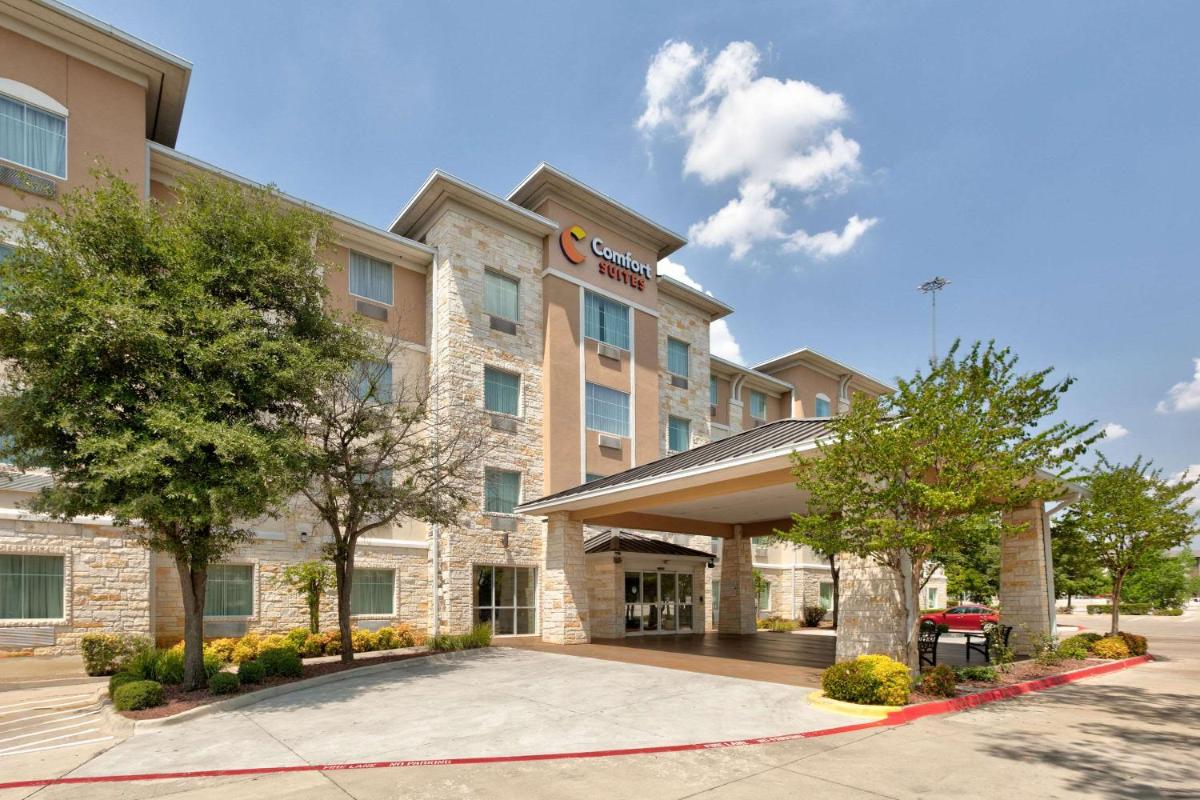 Comfort Suites Arlington - Entertainment District - main image