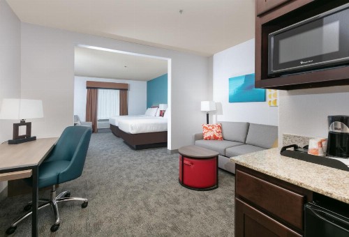 Comfort Suites Arlington - Entertainment District - image 19