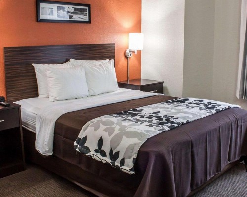 Sleep Inn Arlington Near Six Flags - image 27