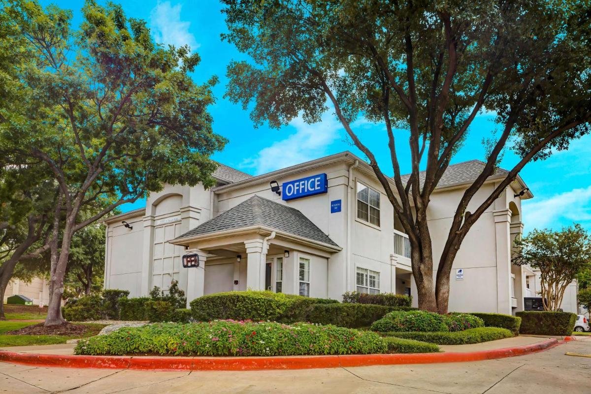 Studio 6-Arlington TX - South - Dallas - image 3