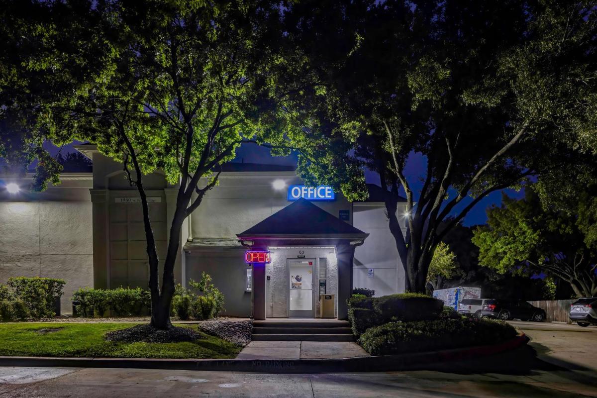 Studio 6-Arlington TX - South - Dallas - image 5