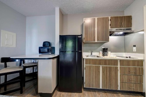 Studio 6-Arlington TX - South - Dallas - image 7