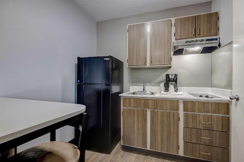Studio 6-Arlington TX - South - Dallas - image 8