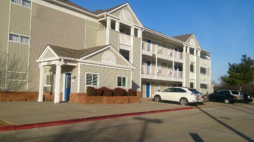 InTown Suites Extended Stay Arlington TX - Six Flags - image 10