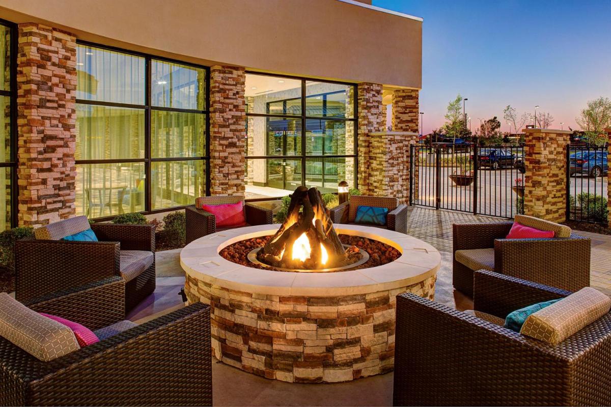 Hilton Garden Inn Dallas/Arlington South - image 3