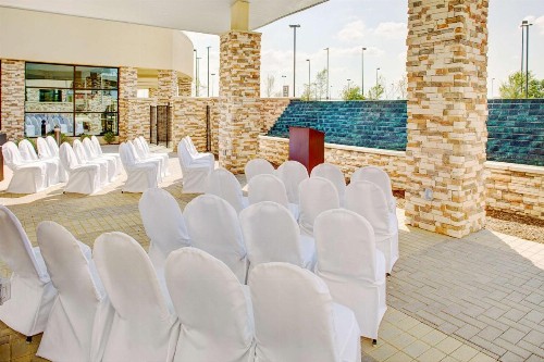 Hilton Garden Inn Dallas/Arlington South - image 5