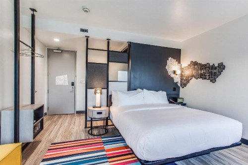 Aloft Dallas Arlington Entertainment District - image 15