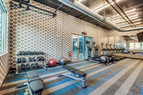 Aloft Dallas Arlington Entertainment District - image 17