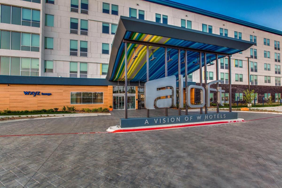 Aloft Dallas Arlington Entertainment District - image 5