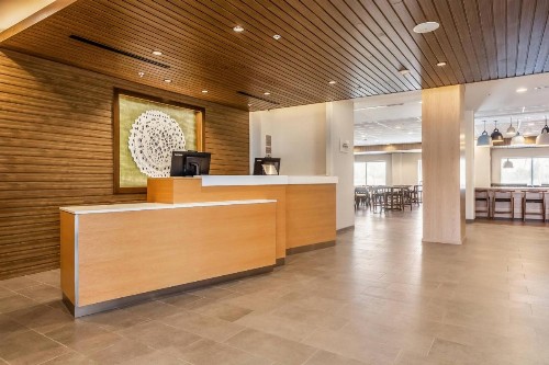 Fairfield Inn & Suites Dallas Arlington South - image 10
