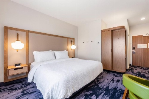 Fairfield Inn & Suites Dallas Arlington South - image 11