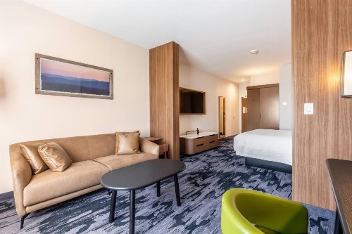 Fairfield Inn & Suites Dallas Arlington South - image 2