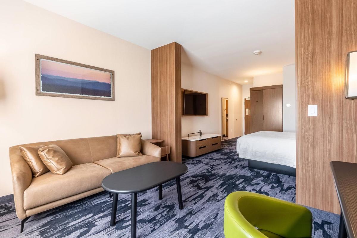 Fairfield Inn & Suites Dallas Arlington South - image 2