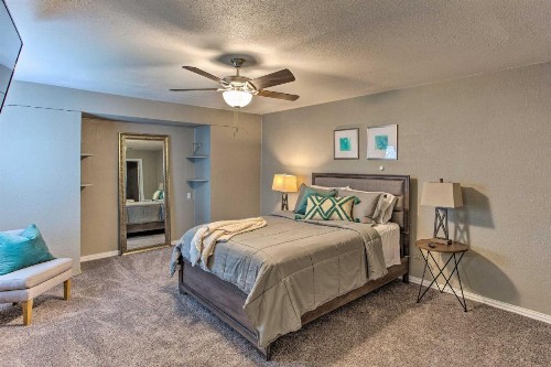 Modern Family Home with Yard Less Than 1Mi to Cowboys Stadium - image 11