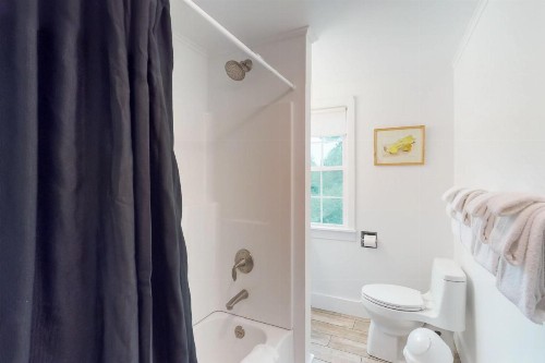 Sunderland Guest House - image 11
