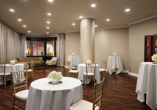 Hilton Arlington - image 26