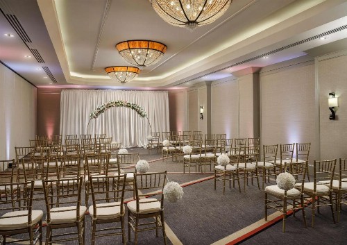 Hilton Arlington - image 28
