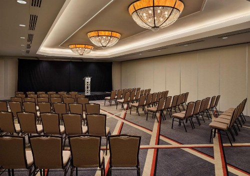 Hilton Arlington - image 30