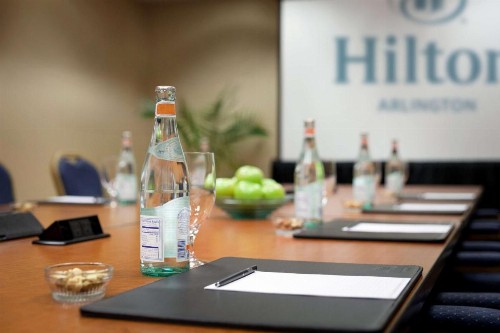 Hilton Arlington - image 42