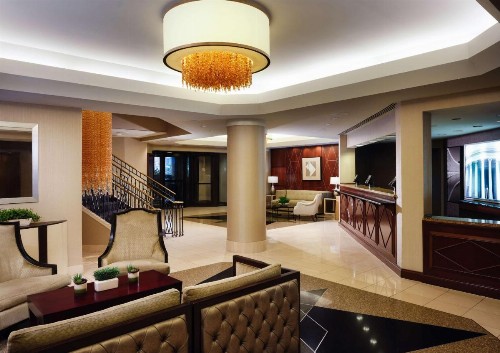 Hilton Arlington - image 5