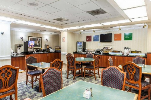 Comfort Inn Pentagon City - image 26