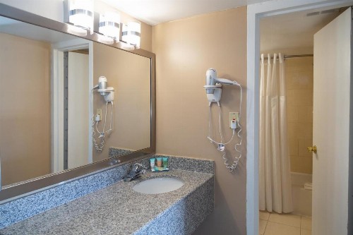 Hotel Pentagon - image 17