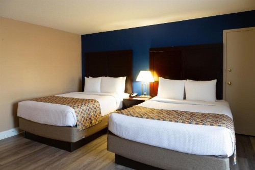 Hotel Pentagon - image 38