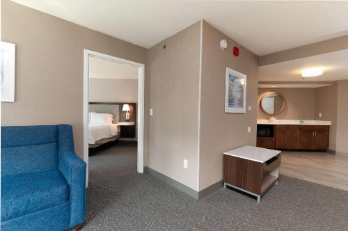 Hampton Inn & Suites Reagan National Airport - Crystal City - image 20