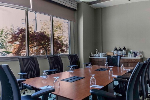 Hampton Inn & Suites Reagan National Airport - Crystal City - image 28