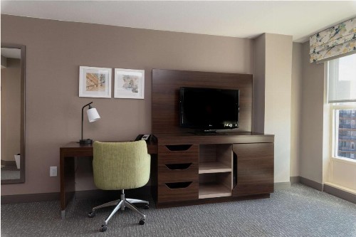 Hampton Inn & Suites Reagan National Airport - Crystal City - image 33
