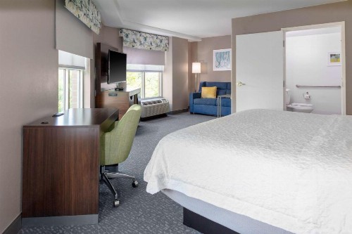 Hampton Inn & Suites Reagan National Airport - Crystal City - image 38