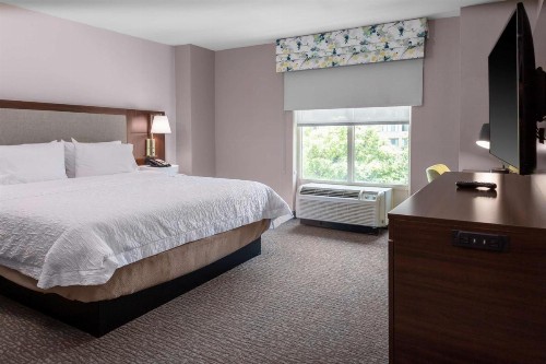 Hampton Inn & Suites Reagan National Airport - Crystal City - image 40
