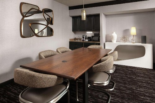 Embassy Suites Crystal City - National Airport - image 21