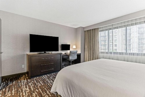 Embassy Suites Crystal City - National Airport - image 35