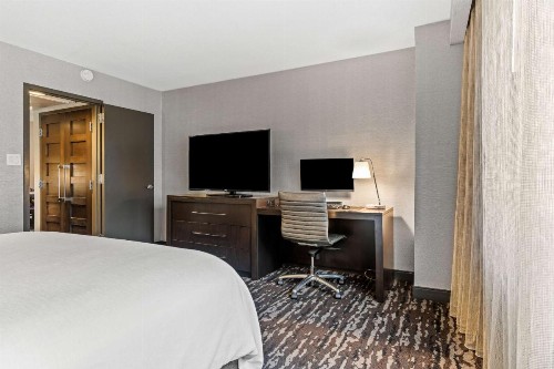 Embassy Suites Crystal City - National Airport - image 36