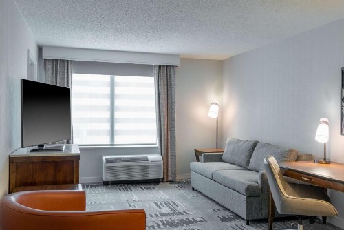 Hilton Garden Inn Arlington/Courthouse Plaza - image 10