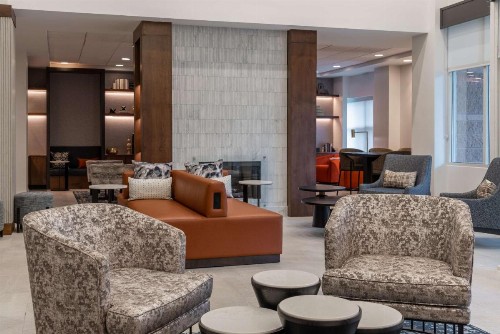 Hilton Garden Inn Arlington/Courthouse Plaza - image 33