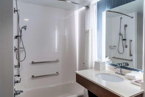 Hilton Garden Inn Arlington/Courthouse Plaza - image 38