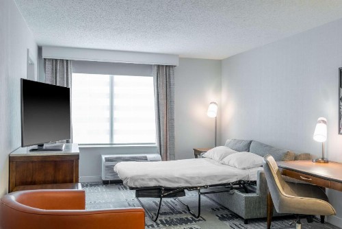 Hilton Garden Inn Arlington/Courthouse Plaza - image 4