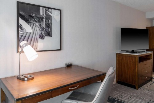 Hilton Garden Inn Arlington/Courthouse Plaza - image 41
