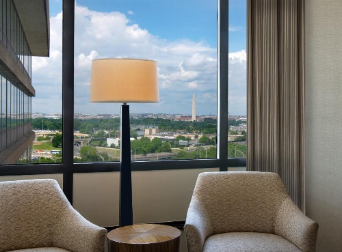 DoubleTree by Hilton Washington DC – Crystal City - image 3