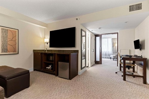 DoubleTree by Hilton Washington DC – Crystal City - image 41