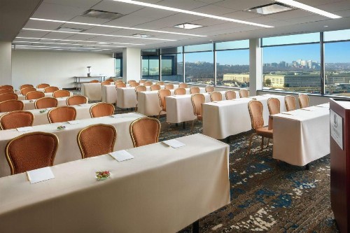 DoubleTree by Hilton Washington DC – Crystal City - image 43