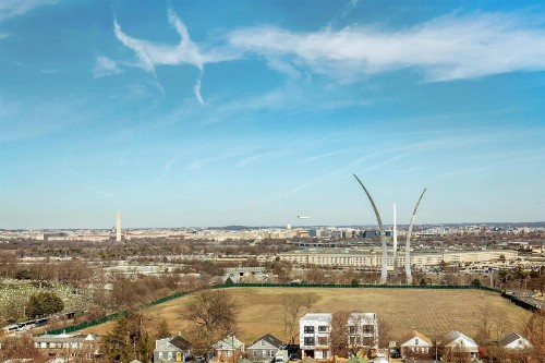 Sheraton Pentagon City - image 10