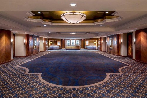 Sheraton Pentagon City - image 12