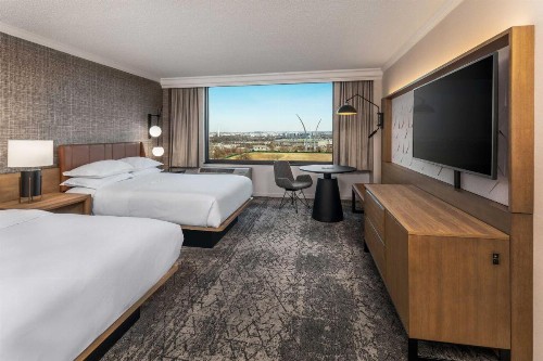 Sheraton Pentagon City - image 18