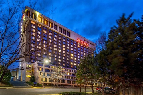 Sheraton Pentagon City - image 32