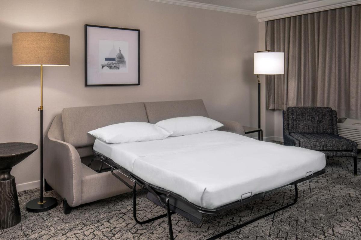 Sheraton Pentagon City - image 7